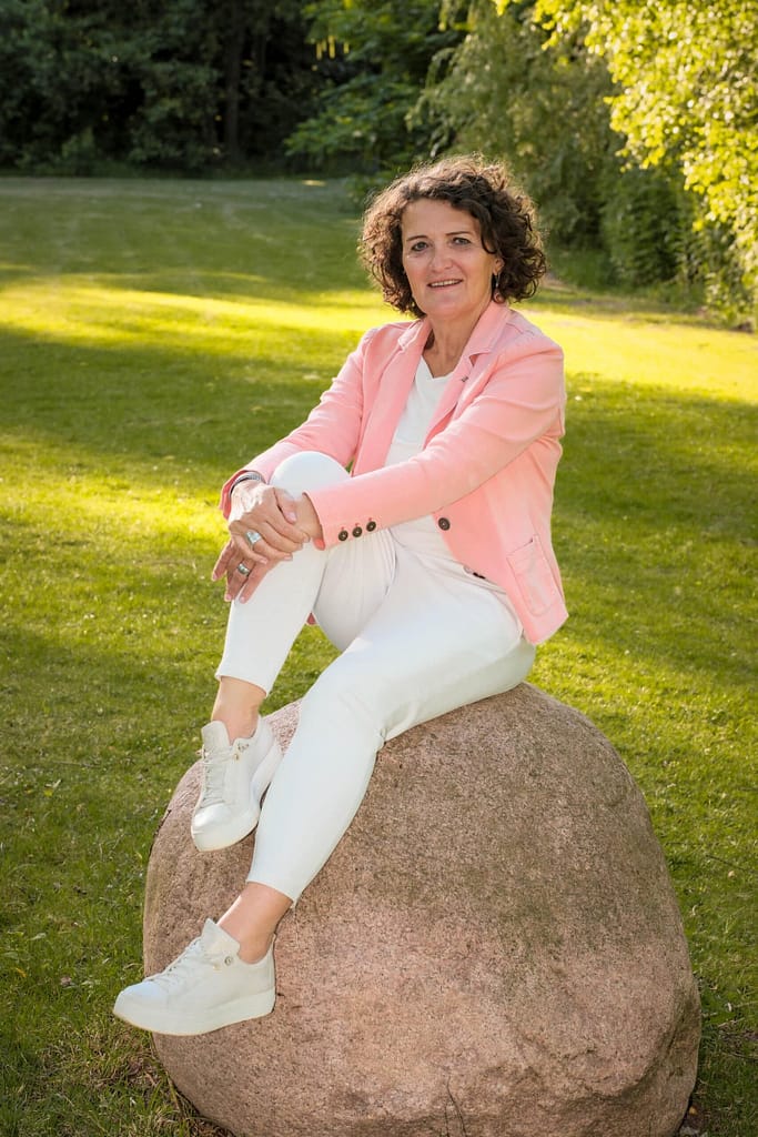 Iris Kathmann in der Natur